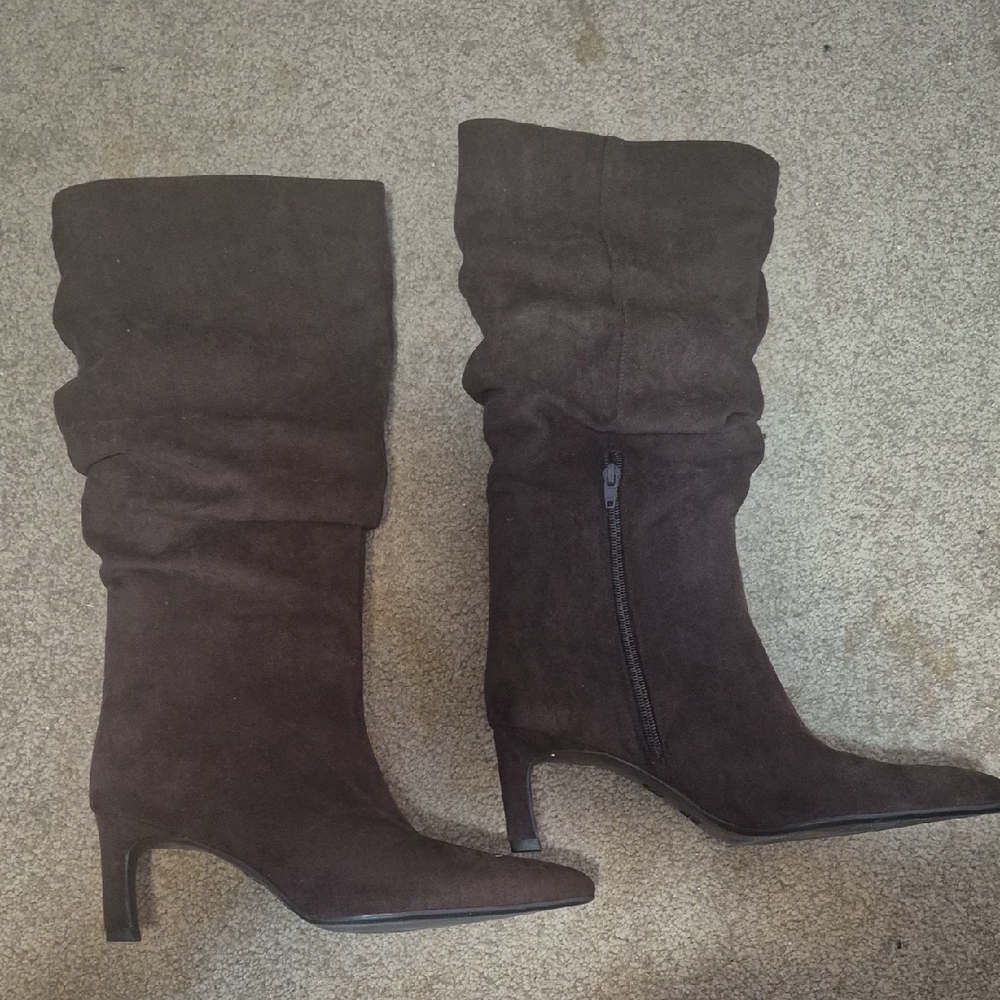 Time and Tru Women's Slouchy Mid-Heel Suede Boots - Dark Brown